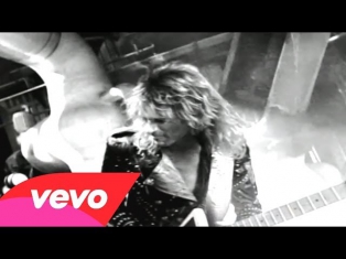 Judas Priest - Painkiller (Official Video)