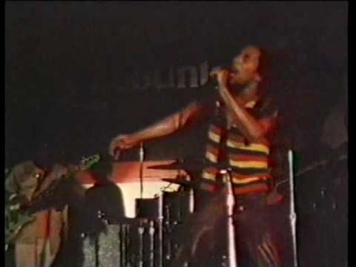 Bob Marley - Rastaman Live Up (live)