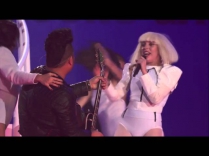 Lady Gaga - MANiCURE (VEVO Presents)