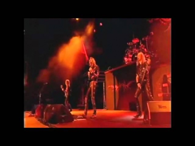 Judas Priest - Between The Hammer And The Anvil ( Live Graspop 2008)