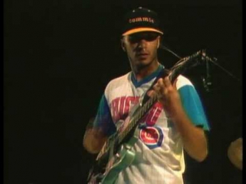 Bulls On Parade (Live) - Rage Against The Machine