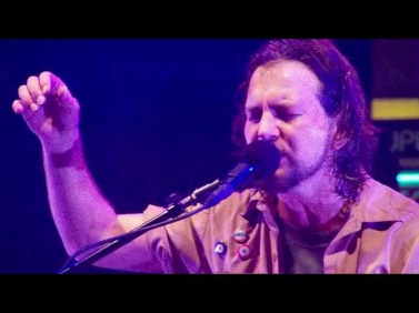 Pearl Jam - Speed of Sound - 10.31.09 Philadelphia, PA