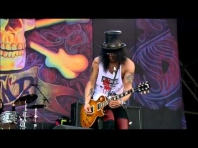 Guns N Roses Slash - Sweet Child O' Mine - @ Glastonbury Live Concert 2010.flv